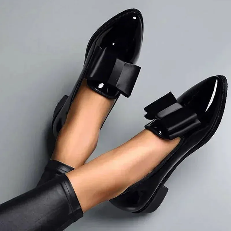 2025 Women's Loafers Bow Pointed Toe Flat Shoes – Patent Leather Casual Comfortable Ladies Footwear