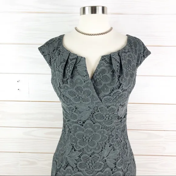 Adrianna Papell Cap Sleeve Split Neck Lace Dress 4