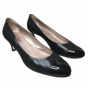 AGL Made in Italy Black Cap Toe Leather Pumps Heels 40 Size 10