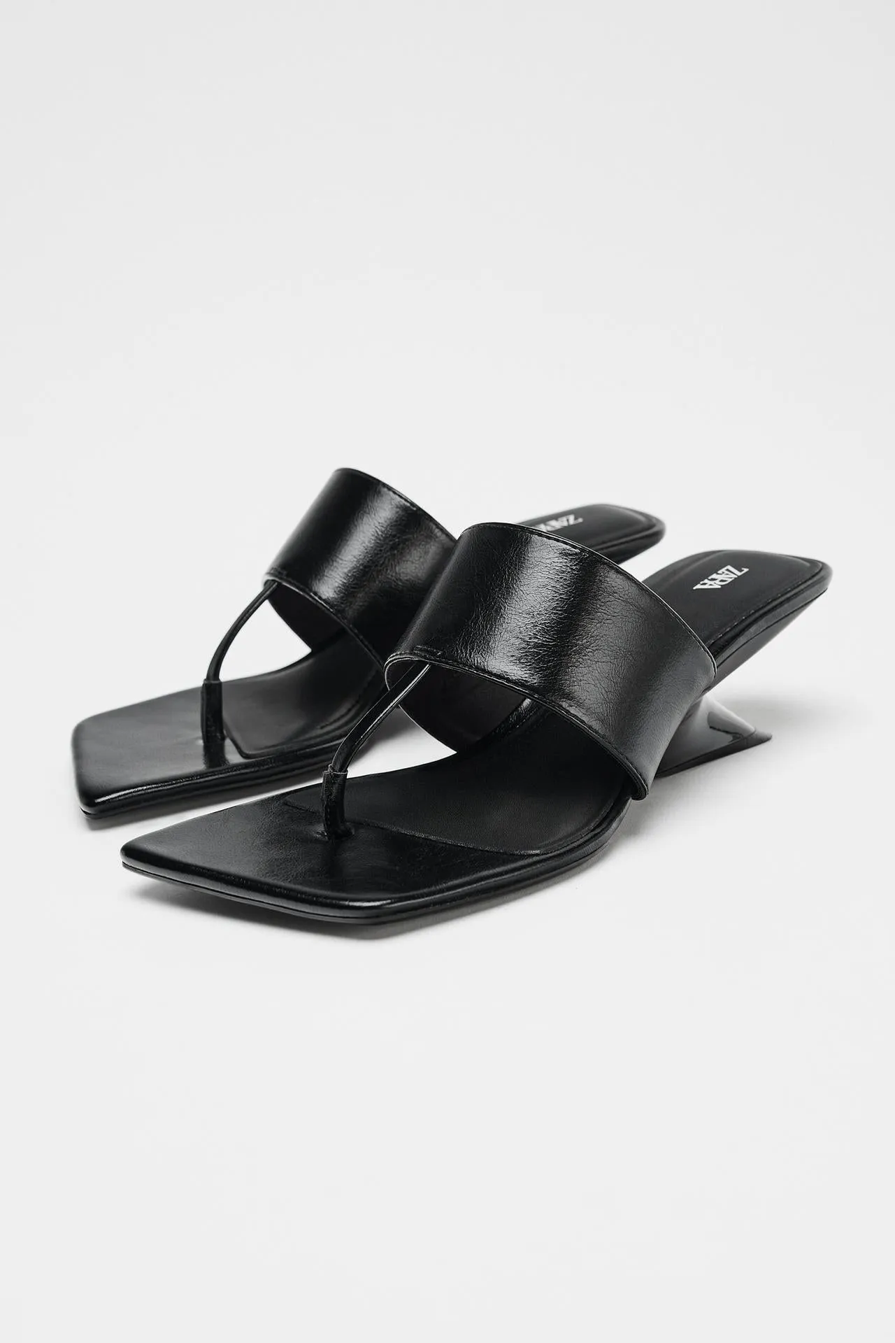 Asymmetric Wedge Heel