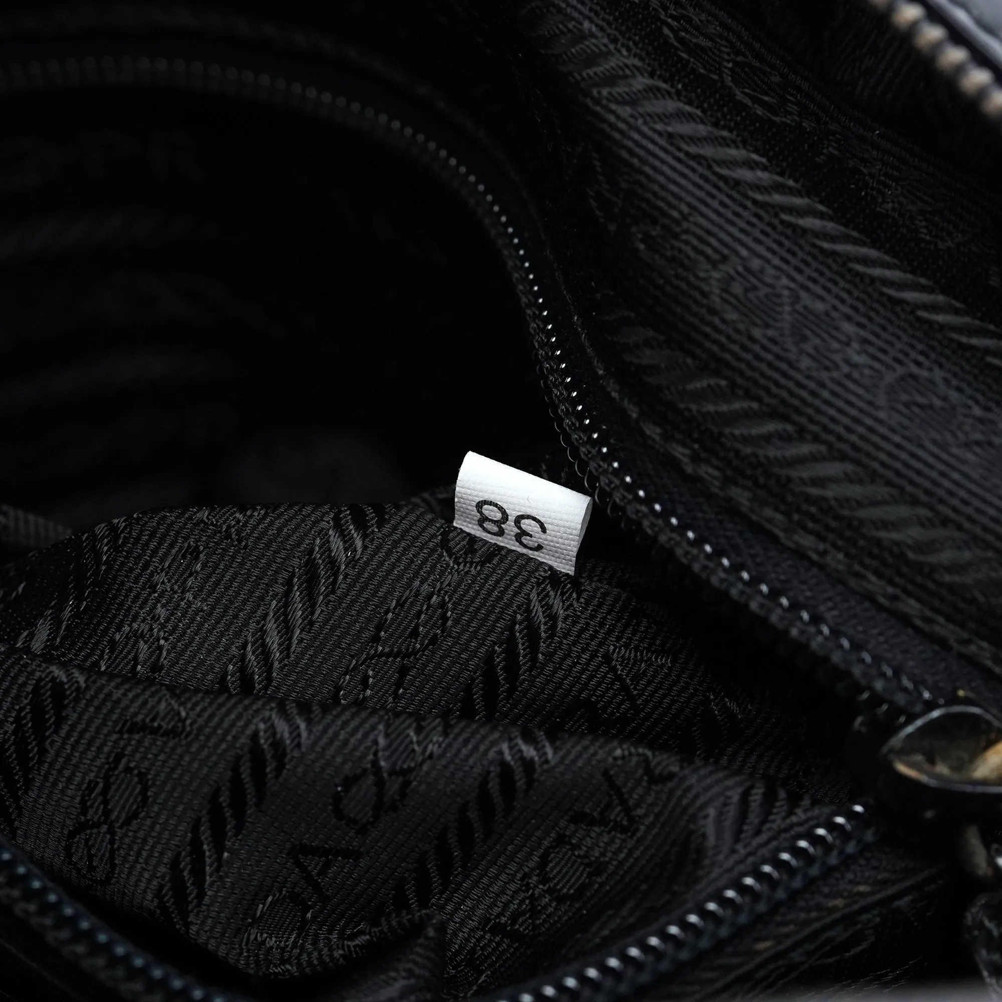 B7446 Anthracite Spazzolato Swivel Shoulder Bag