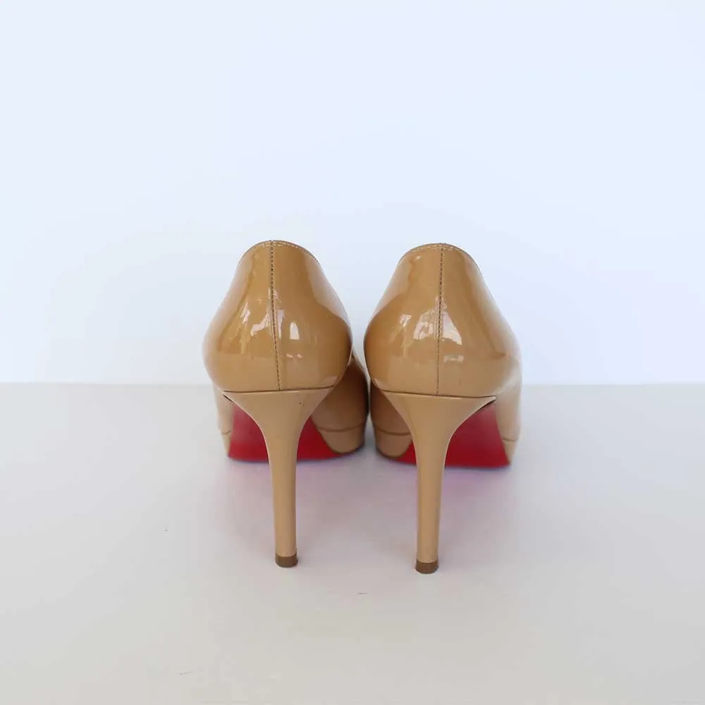 Beige & Black New Simple Pumps