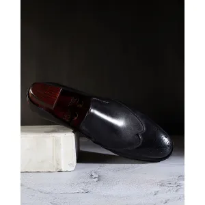 Black Mirror Glossed Extralight Wingtip Medallion Slipon
