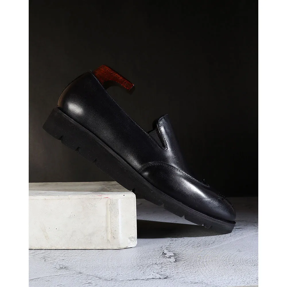 Black Mirror Glossed Extralight Wingtip Medallion Slipon