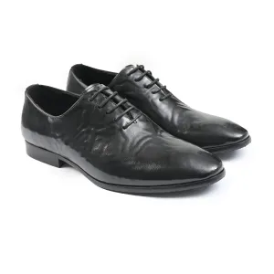 BLACK PATENT LACEUP SHOES