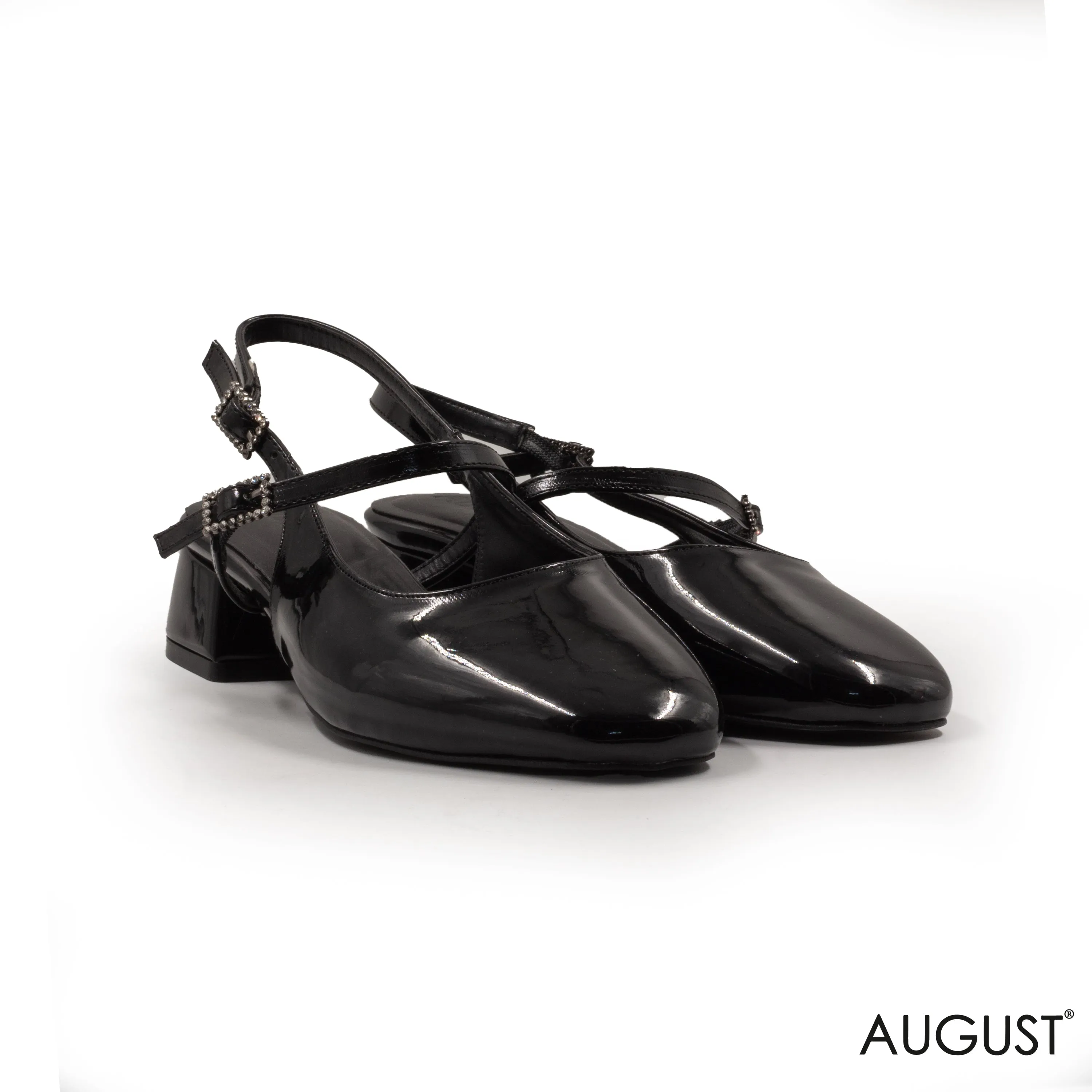 BLACK SHINY LEATHER LOW PUMPS