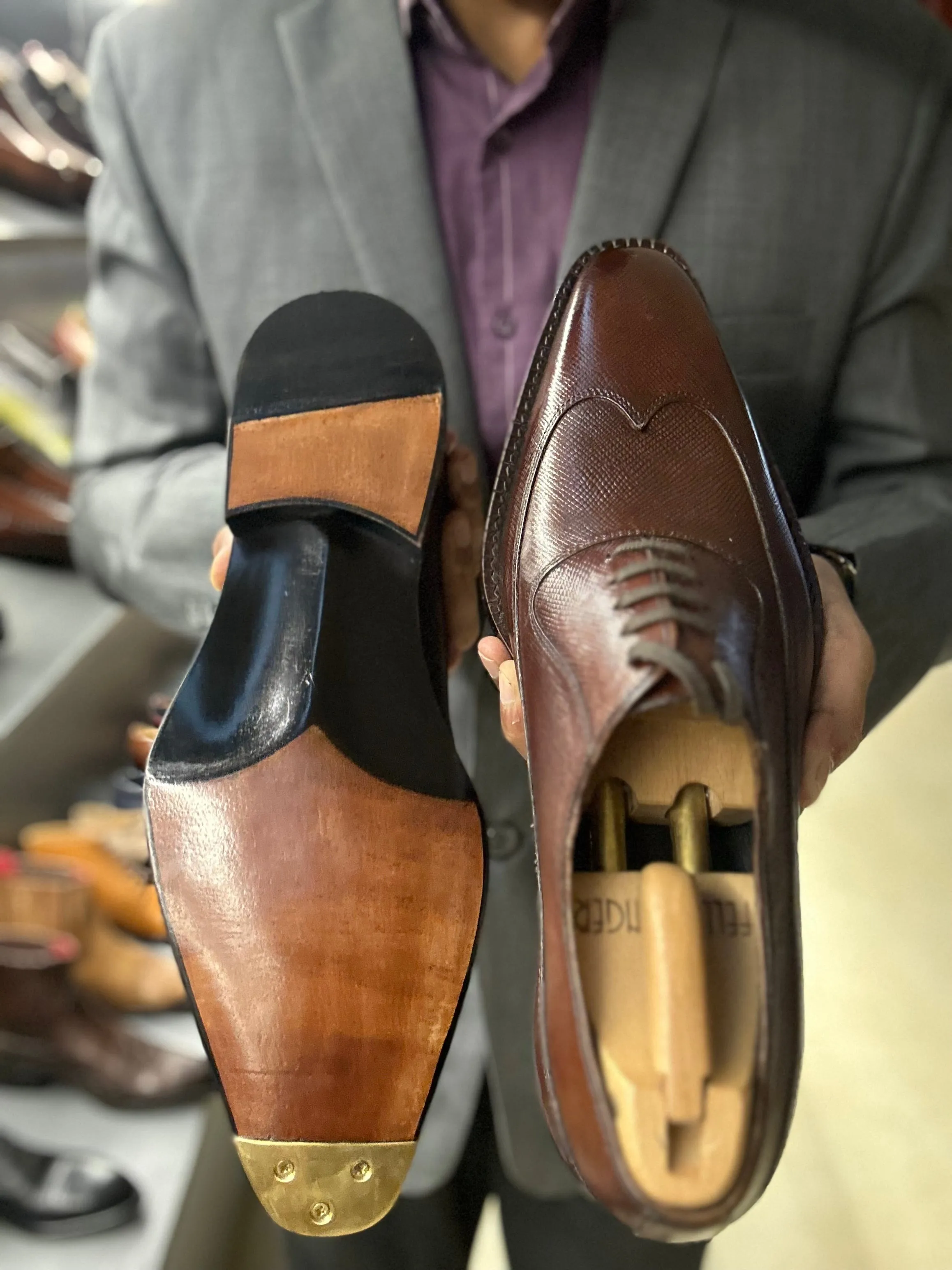 Brown Hatch Grain Goodyear Welted Wingtip Square Oxford With Fiddle Back Sole