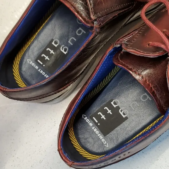 BUGATTI Burgandy leather dress shoes (sz 9)