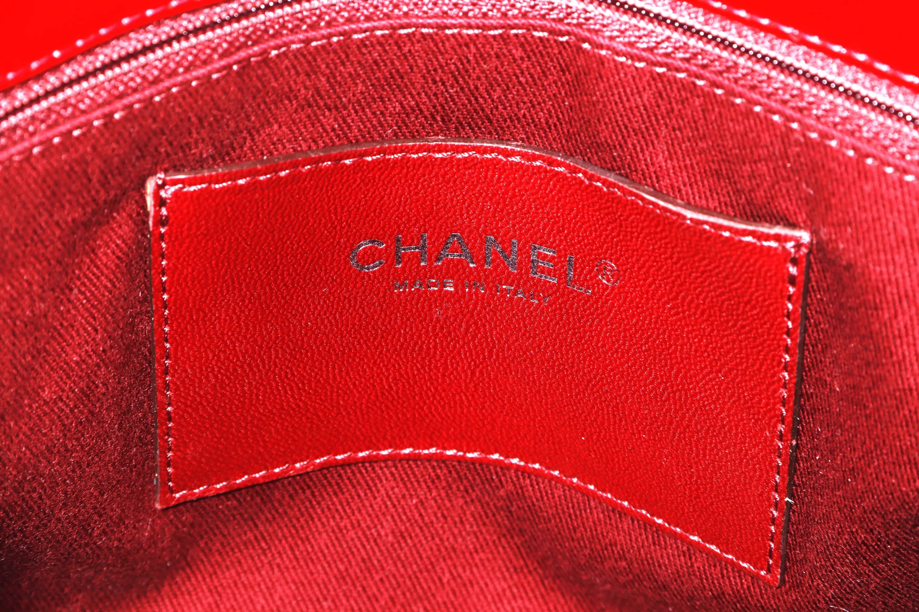 CHANEL MADEMOISELLE (1418xxxx) W 33CM, RED PATENT LEATHER SILVER HARDWARE, WITH CARD & DUST COVER