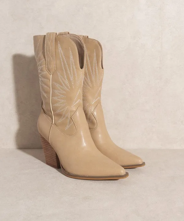 Chic Boots -White & Almond-