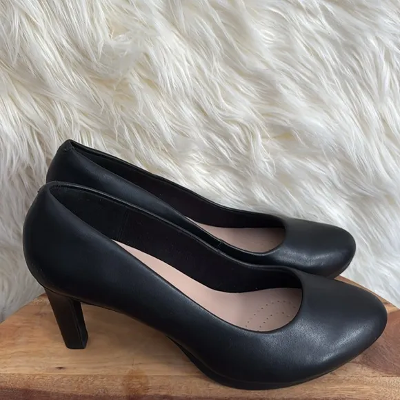 Clark’s Ambyr2 Braley Black Leather