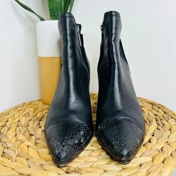 Donald J. Pliner ankle boot Vaughn Black Leather point toe Chelsea reptile