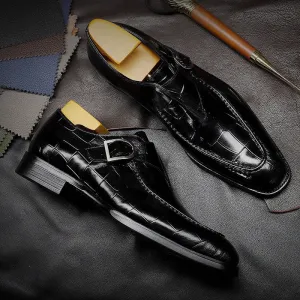Explore timeless elegance with our classic pattern men's business flat shoes. Ideal for formal occasions and a perfect Valentine's Day gift.