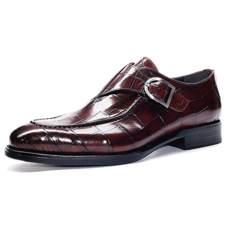 Explore timeless elegance with our classic pattern men's business flat shoes. Ideal for formal occasions and a perfect Valentine's Day gift.
