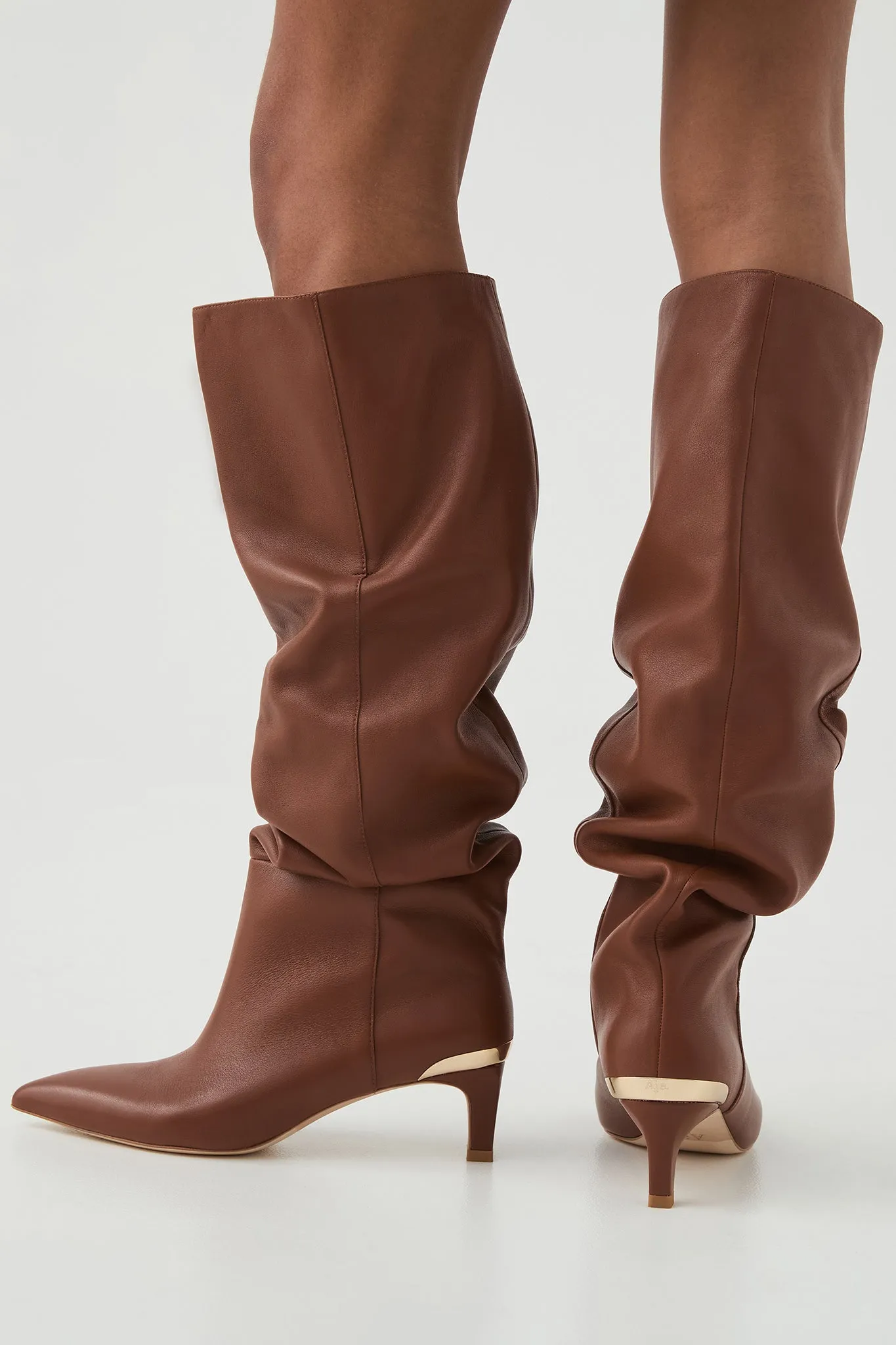 Fin Slouchy Boot