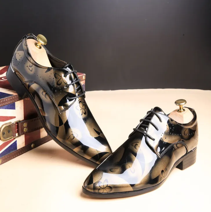 Find large-size men's business casual shoes and dress shoes crafted from bright leather.