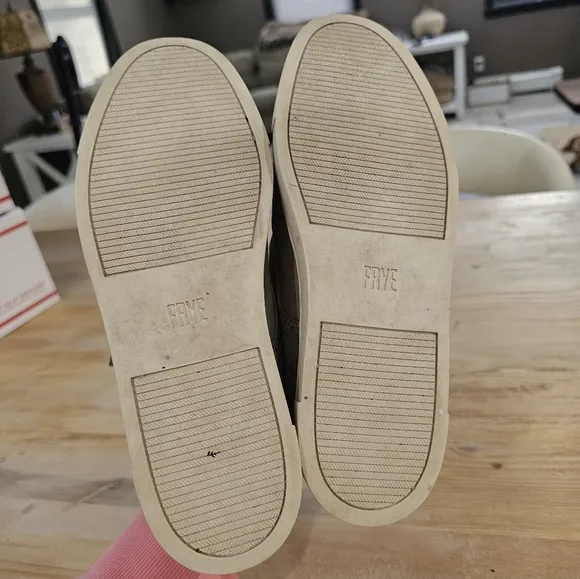 Frye Gemma Gray Kiltie Buckle Slip on Platform Sneaker Wingtip Women 7.5 Nubuck