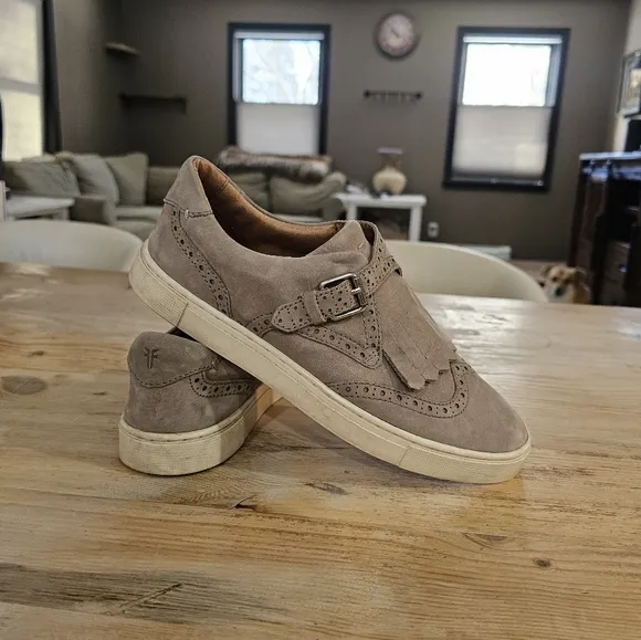 Frye Gemma Gray Kiltie Buckle Slip on Platform Sneaker Wingtip Women 7.5 Nubuck