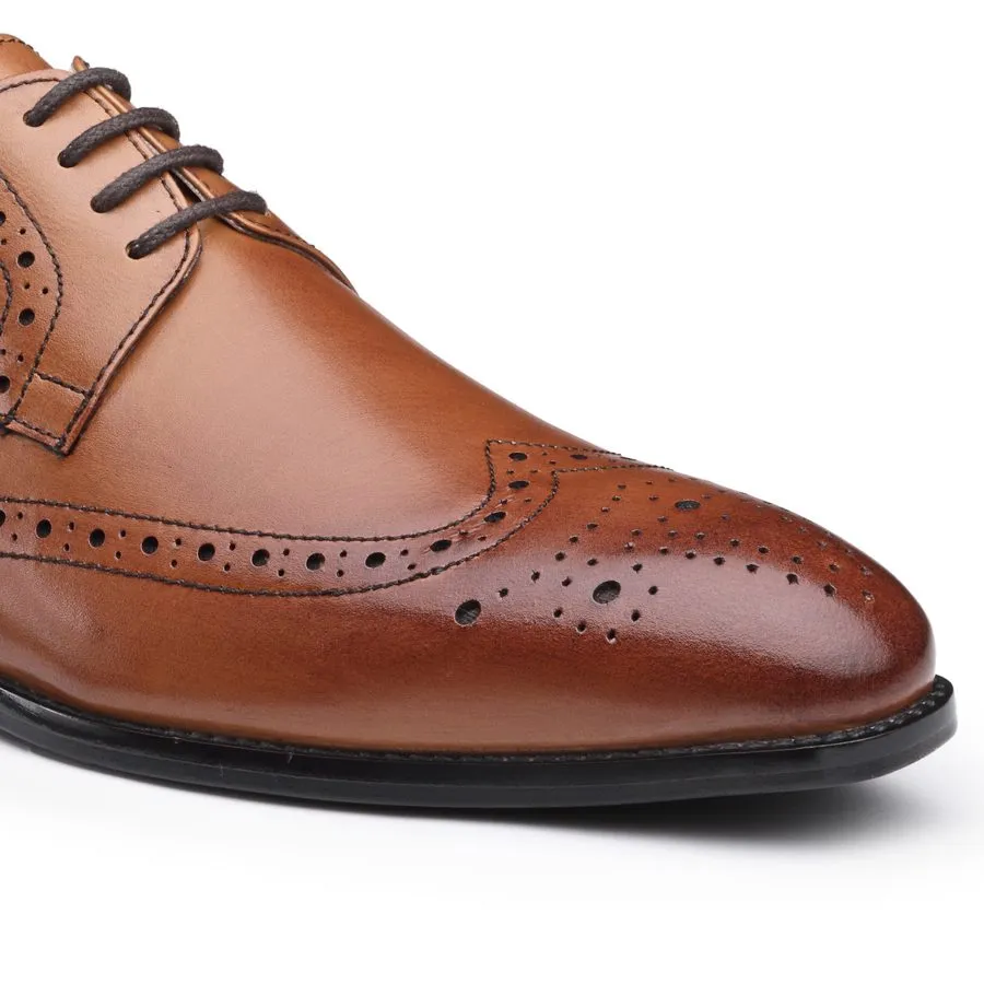 Genuine Leather Tan lace-up Brogue