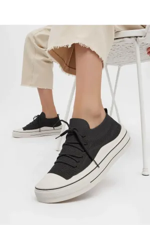 Inello Women's Zelma Black Sneakers with Laces