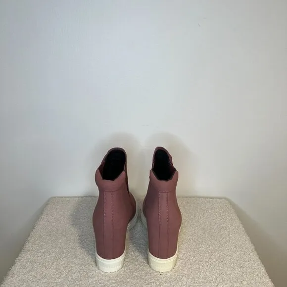 Kenneth Cole | Kam Wedge Sneaker | Pink