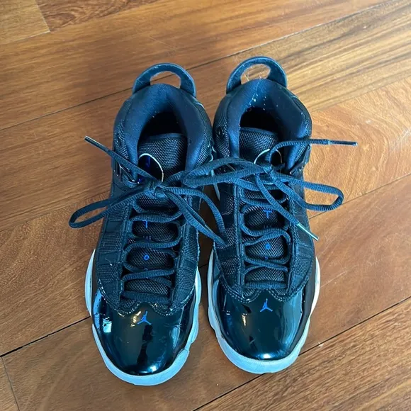 Lightly worn kids Jordan’s