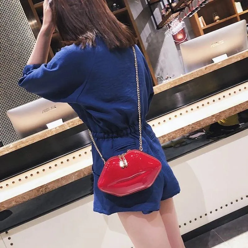 Lips Purse