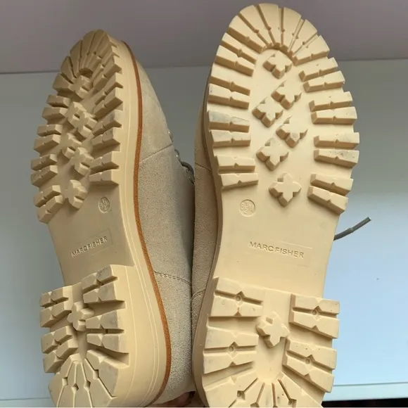 MARC FISHER Mallie Lace Up Hiker Boots Beige Sz 8.5M