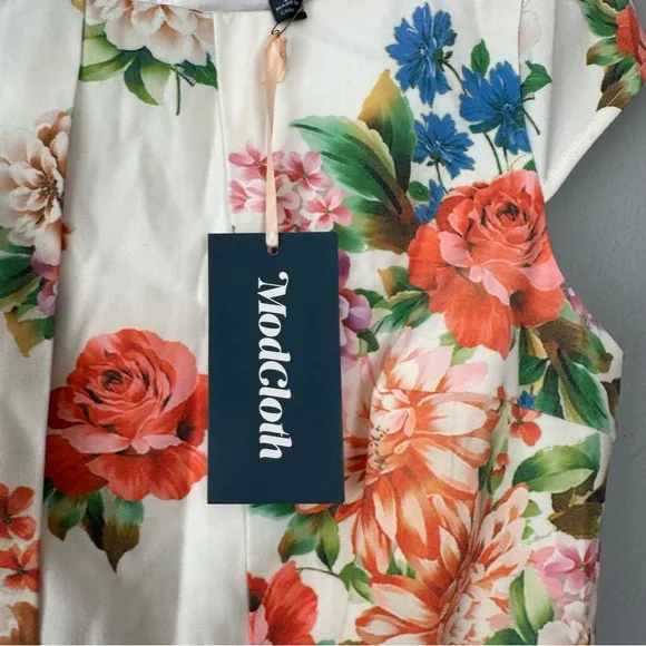 ModCloth Elegant Reflections Floral Sheath Dress Size Small NEW