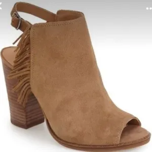NEW Lucky Brand Suede Fringe Boho Open Toe Stacked Block Heel Sandal Shoe