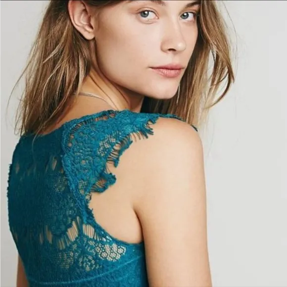 NWOT Intimately Free People Lace body Con Cap Sleeved Turquoise Dress size Large