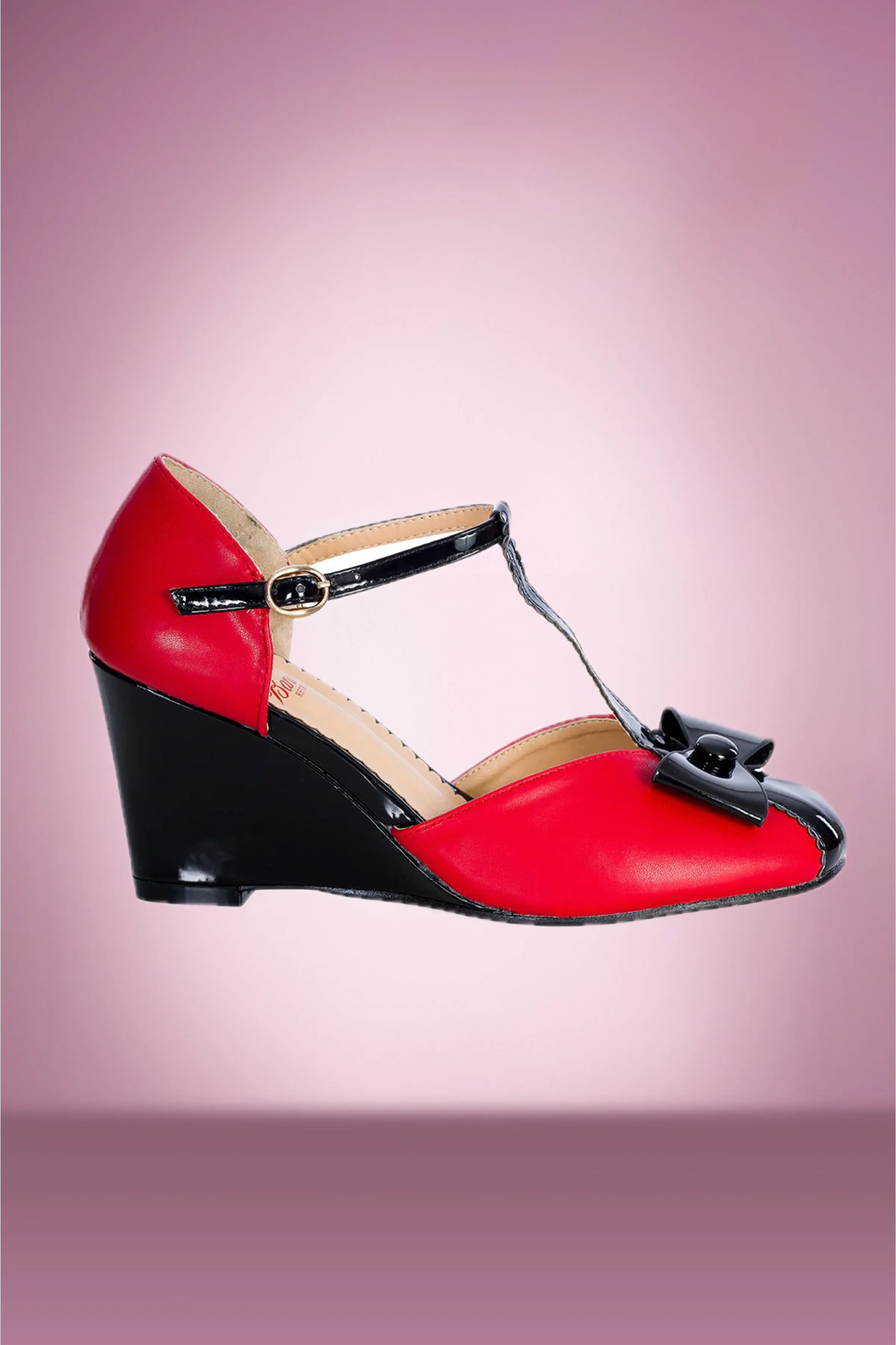Orla Wedge Shoe in Red