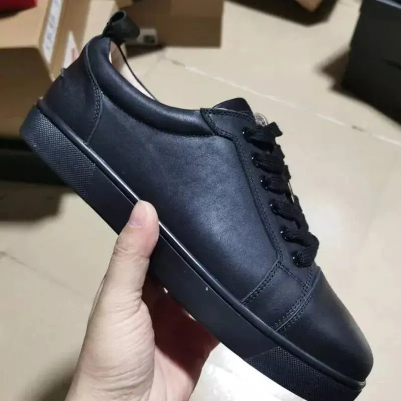 Orthotic dress shoes for men