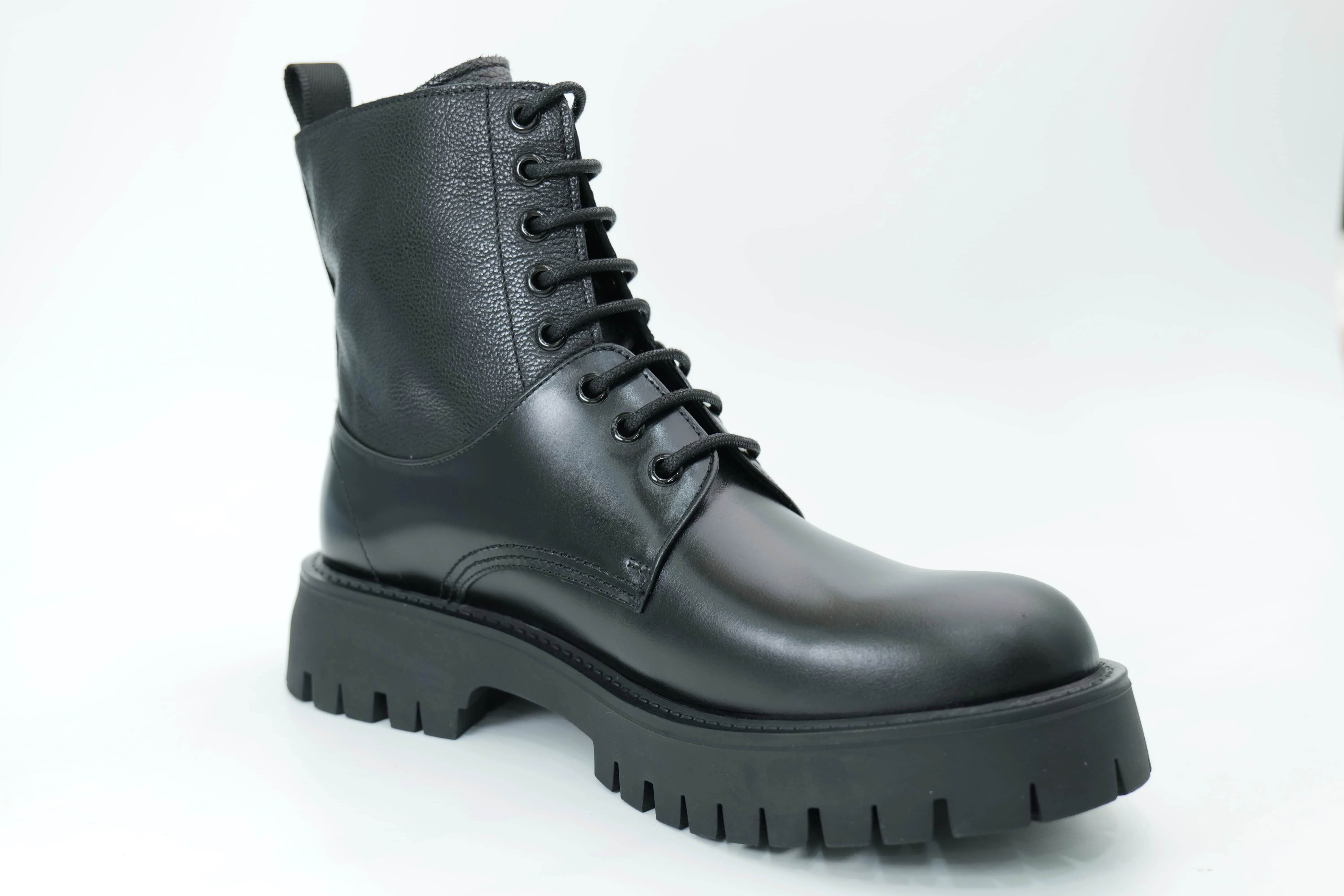Platform shoes