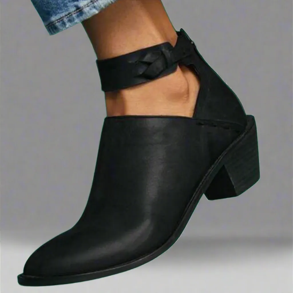 Renata | Mid-Toe Singles with Block Heel – Comfort and Style