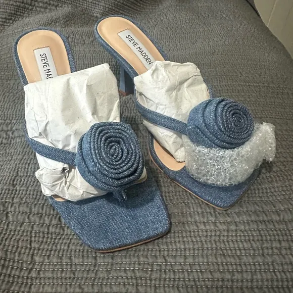 Steve Madden || NWOB || Denim Jannie Heel Sandal