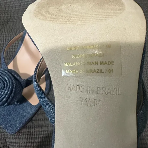 Steve Madden || NWOB || Denim Jannie Heel Sandal