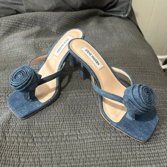 Steve Madden || NWOB || Denim Jannie Heel Sandal