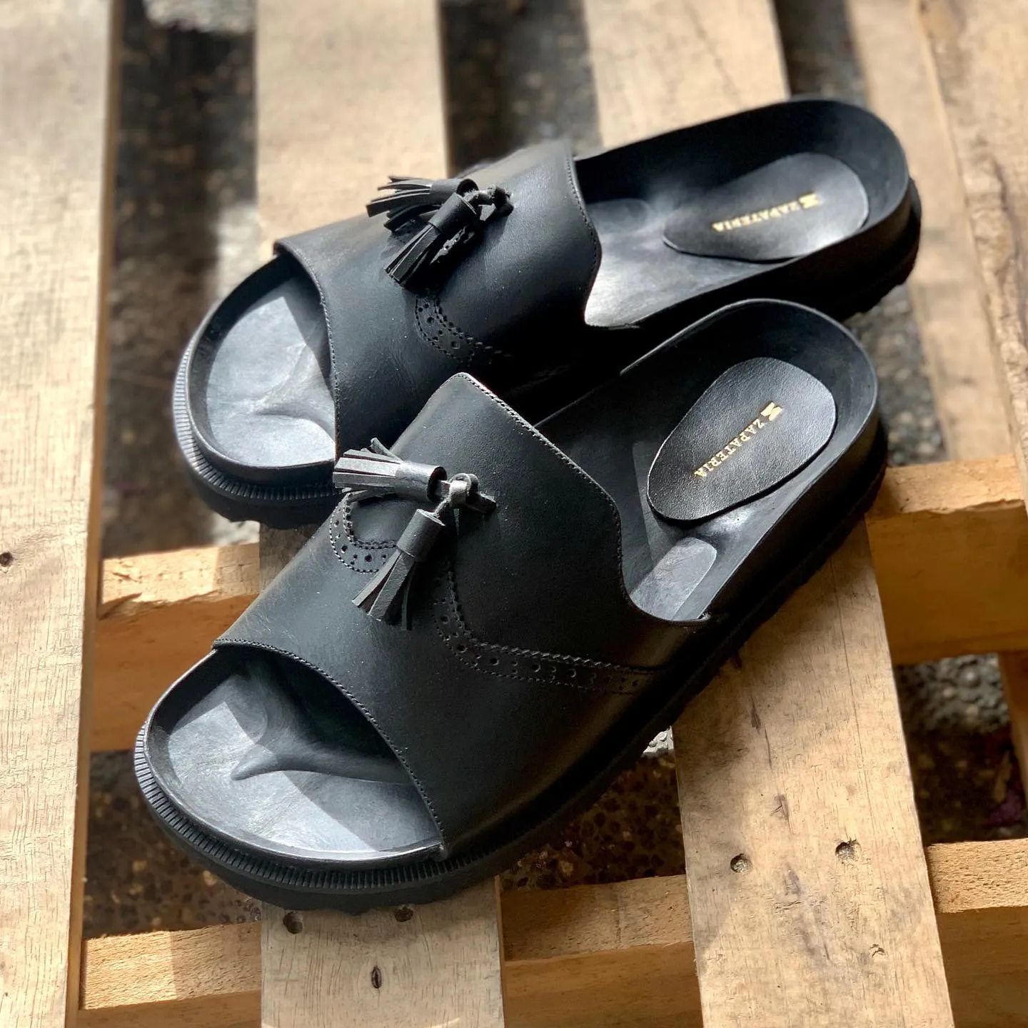 Wingtip Slides