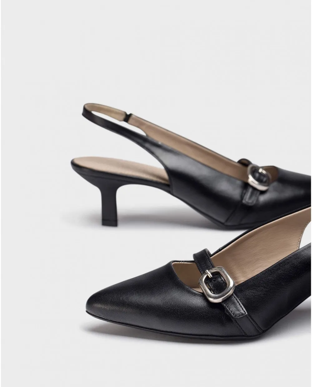 Wonders - G-7101 Black Kitten Heel Slingback